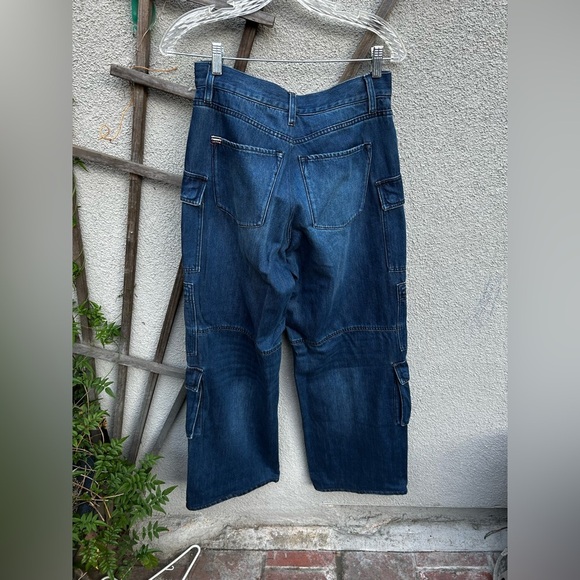 Alice + Olivia CAY BAGGY DENIM CARGO in Love Train - Picture 8 of 11